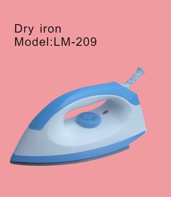 드라이 아이언 LM-209 1000W 전력 및 편리한 아이언링을 위해 1.5m 코드 길이